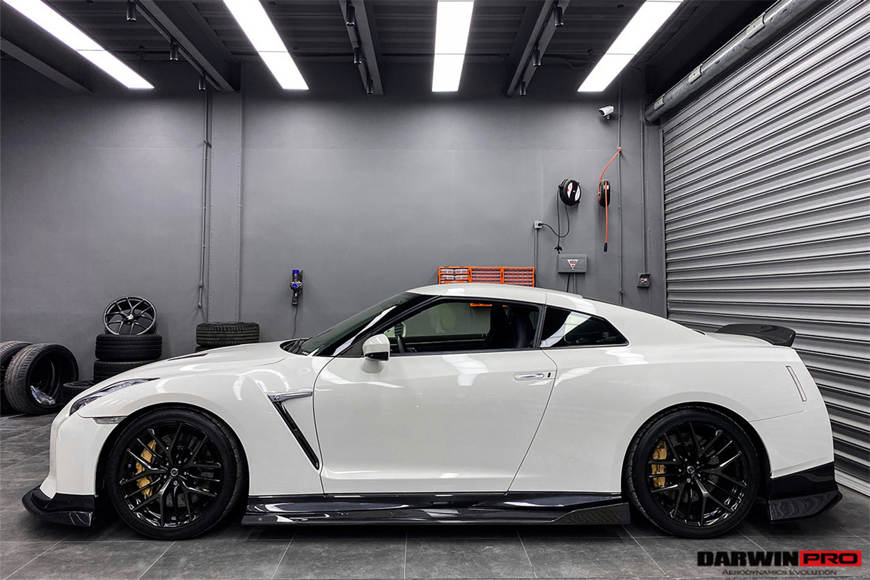 2008 - 2022 Nissan GTR R35 EBA BKSS Style Carbon Fiber Side Skirts