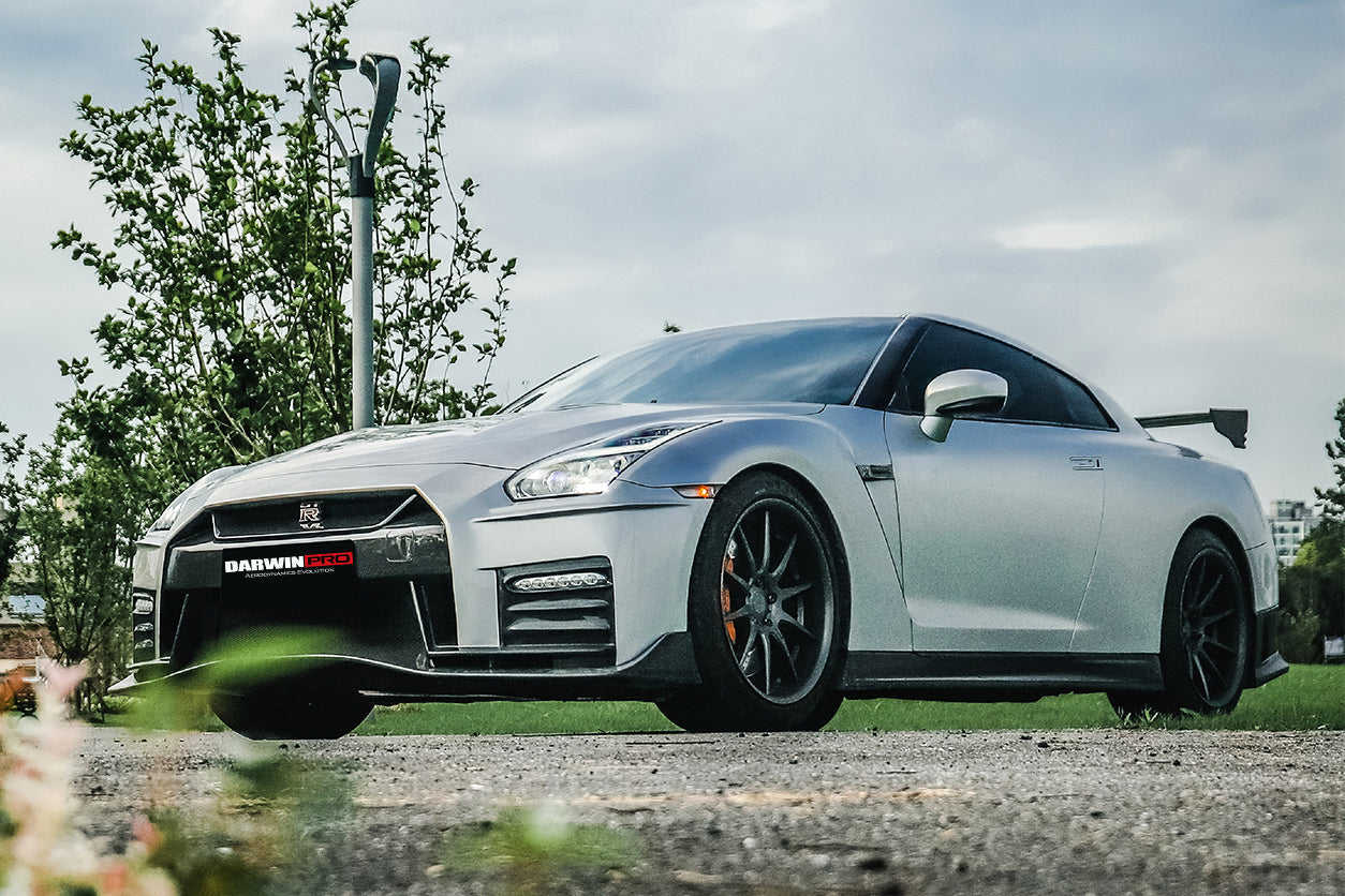 2008-2016 Nissan GTR (R35) Ver17 NSM Style Carbon Fiber Front Bumper