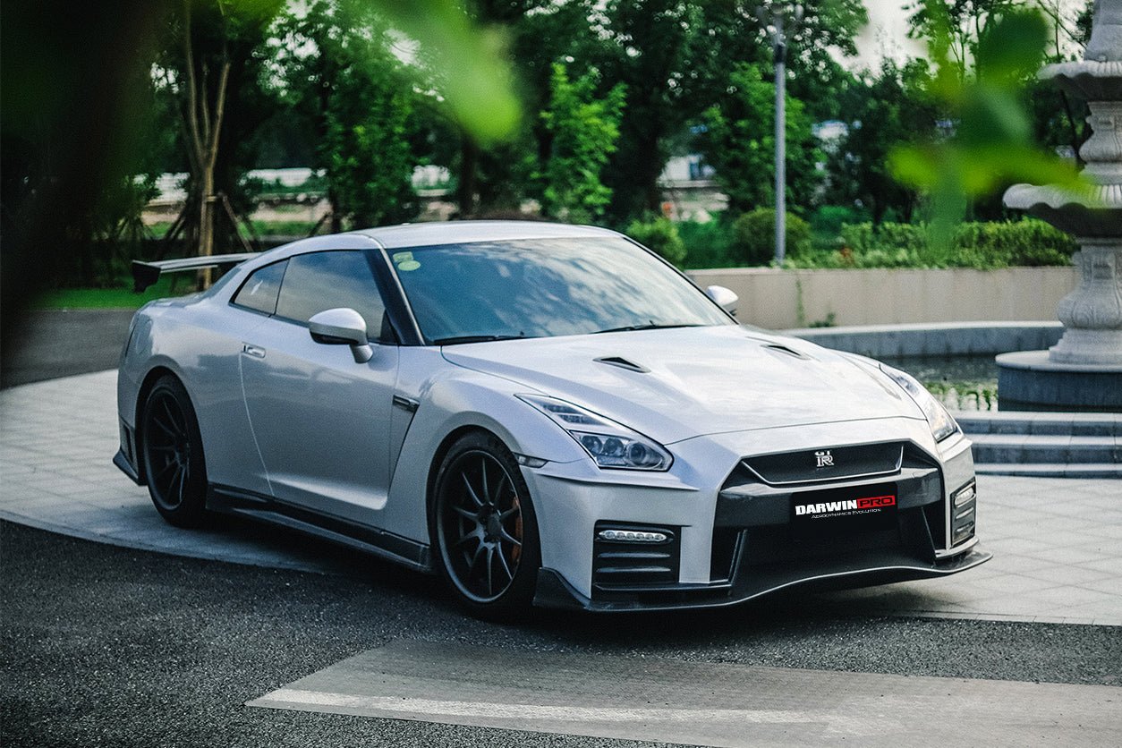 2008-2016 Nissan GTR (R35) Ver17 NSM Style Carbon Fiber Front Bumper