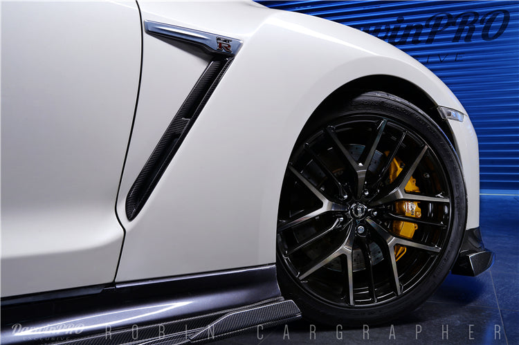2008 - 2022 Nissan GTR R35 EBA BKSS Style Carbon Fiber Side Skirts