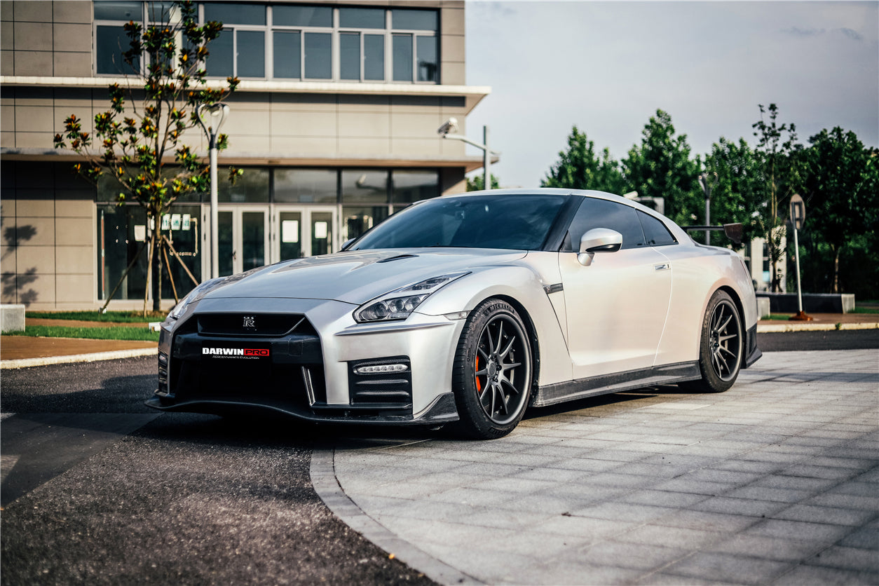 2008-2016 Nissan GTR (R35) Ver17 NSM Style Carbon Fiber Front Bumper
