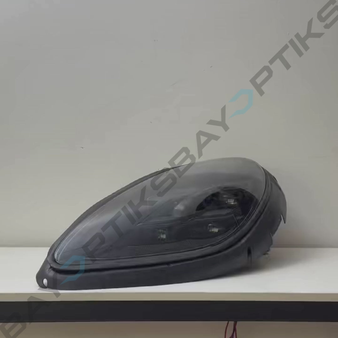 Porsche Macan 95B.1 95B.2 HD Matrix 2024 Style Headlights 2014-2020