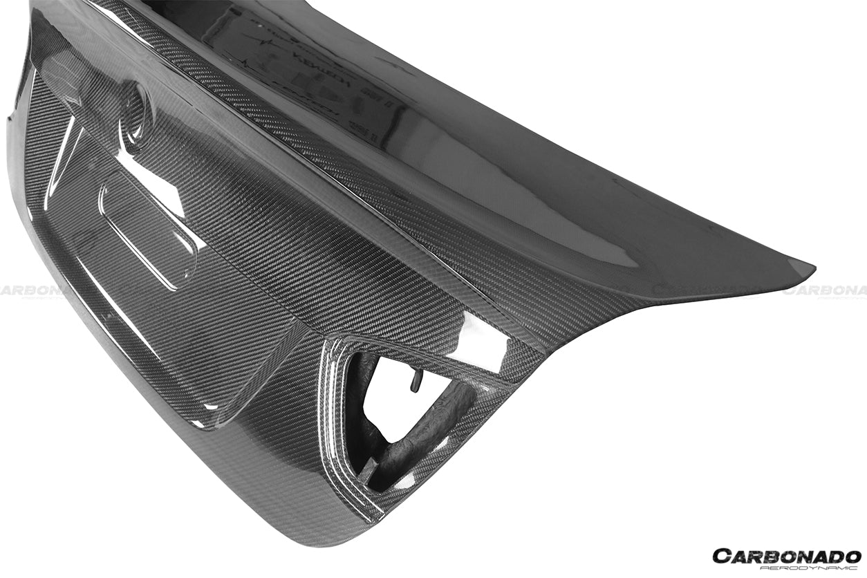 2006-2008 BMW 3 Series E90 CLS Style Carbon Fiber Trunk