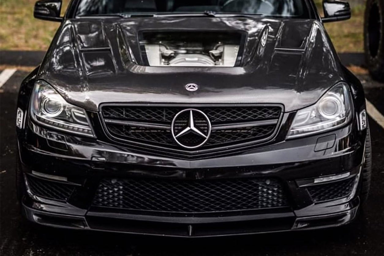 2012 - 2014 Mercedes Benz W204 C63 AMG VS Style Carbon Fiber Front Lip