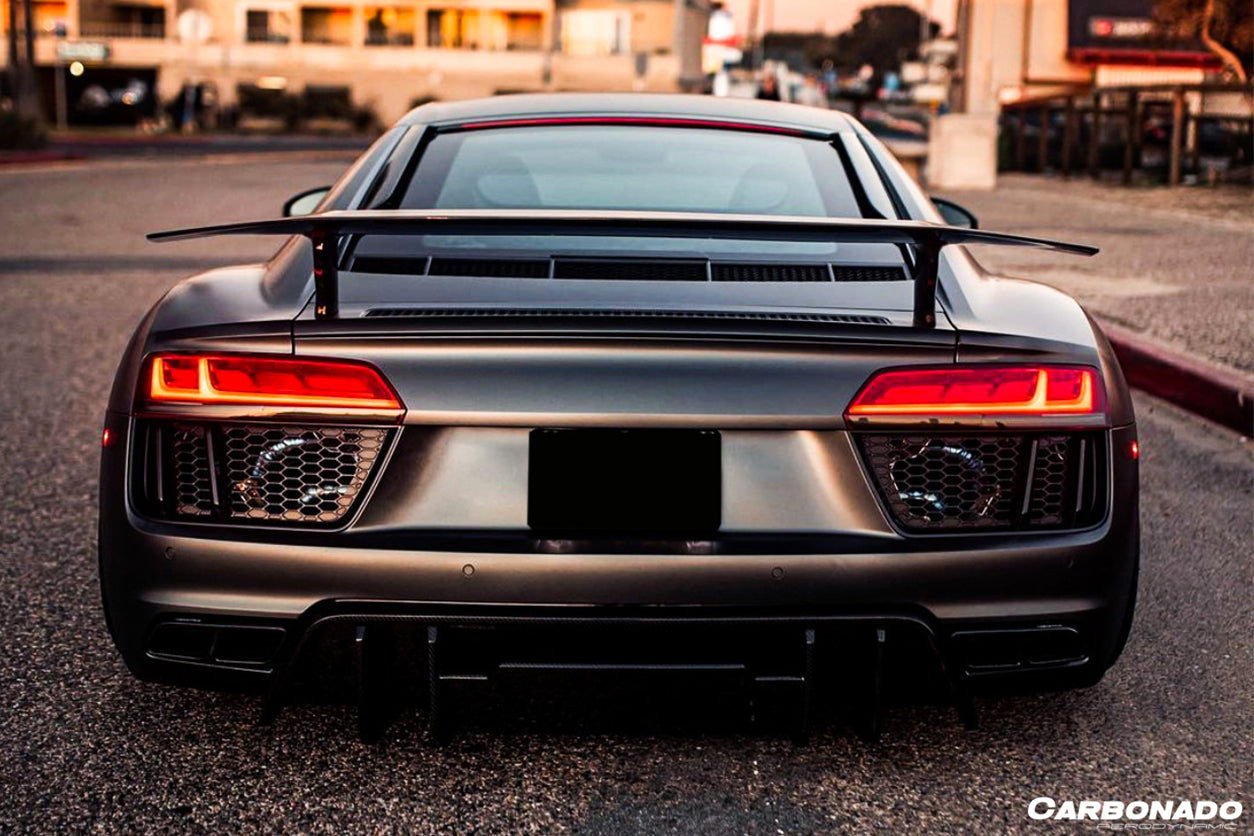2016 - 2019 Audi R8 Coupe/Spyder VRS Style Carbon Fiber Rear Diffuser