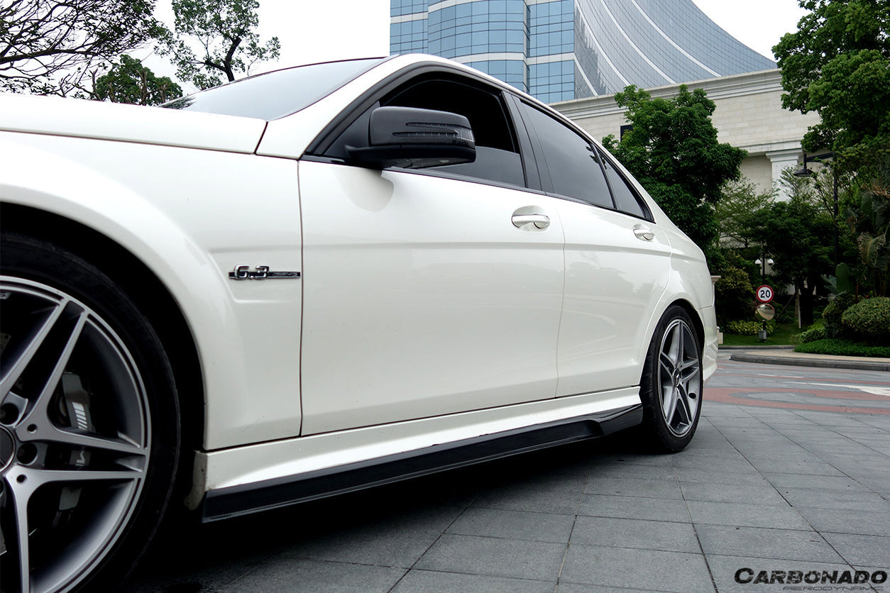 2008 - 2014 Mercedes Benz W204 C63 AMG Sedan VS Style Carbon Fiber Side Skirts