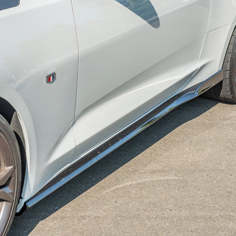 Chevrolet Camaro 6th Gen 1LE Facelift Side Skirts Gloss Black Unpainted 2019-2024