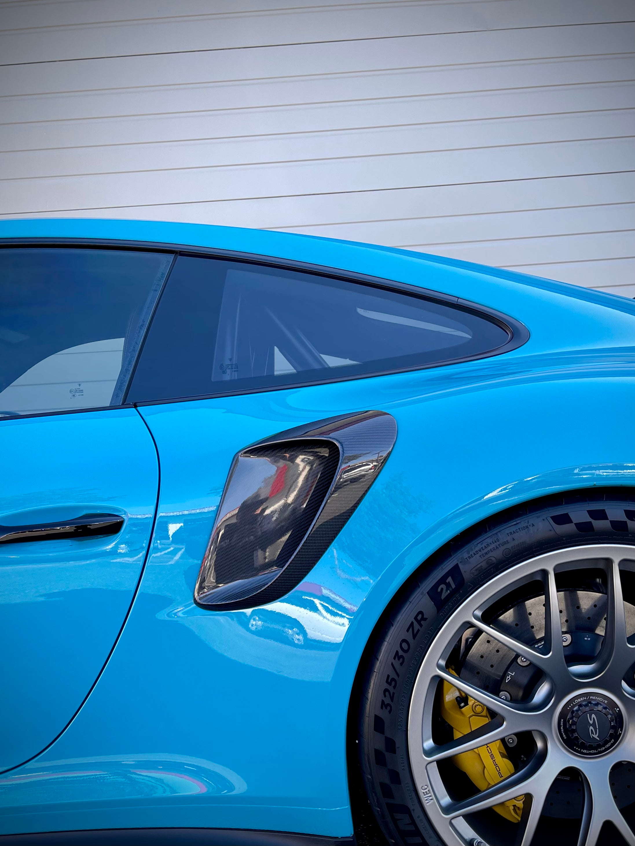 2014 - 2020 Porsche 991 Turbo / GT3RS Carbon Fiber GT2RS Style Side Vents